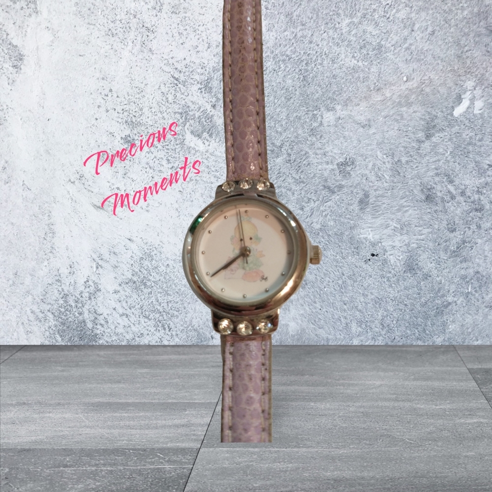 Precious‎ Moments Valdawn purple band watch